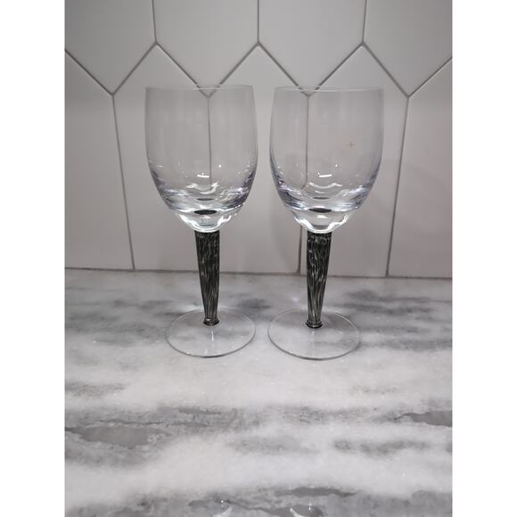 Denby Handmade Red Wine Glasses Set, Jet Black Confetti Stems, Set of 2, Elegant - Picture 4 of 9